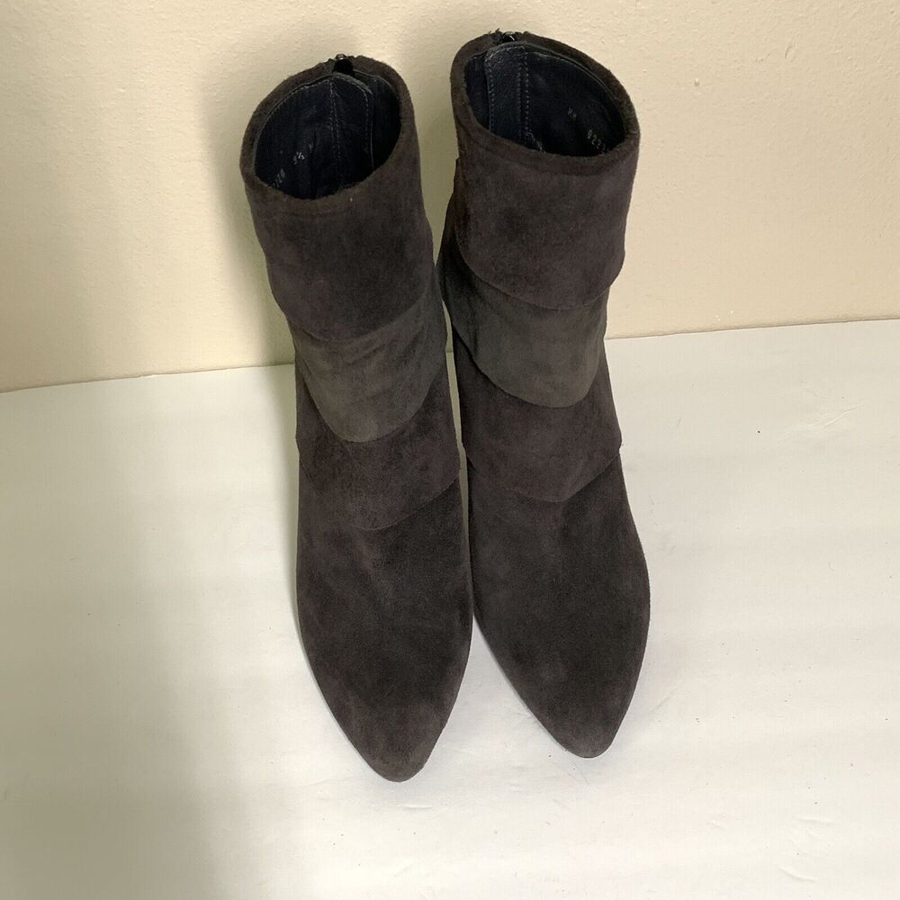 Stuart Weitzman "Skirts" Booties Mismatch 9.5 10 … - image 2